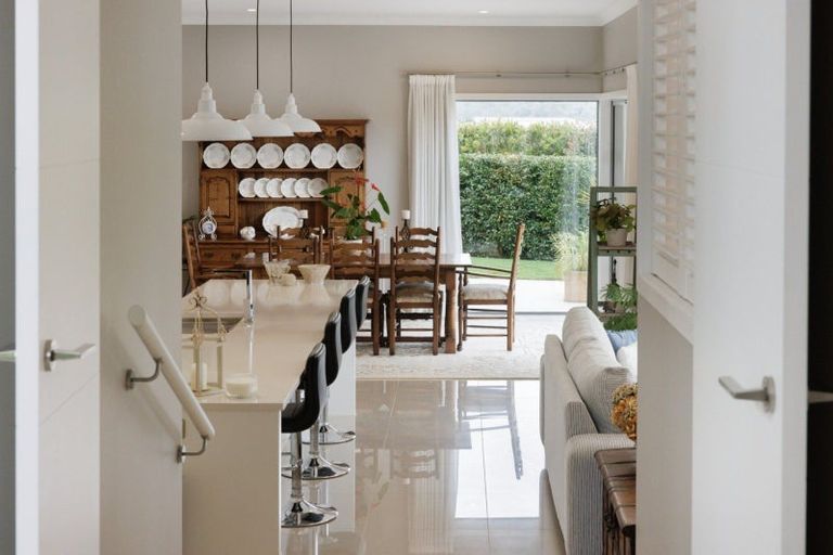 Photo of property in 16 Rexford Heights, Pyes Pa, Tauranga, 3112