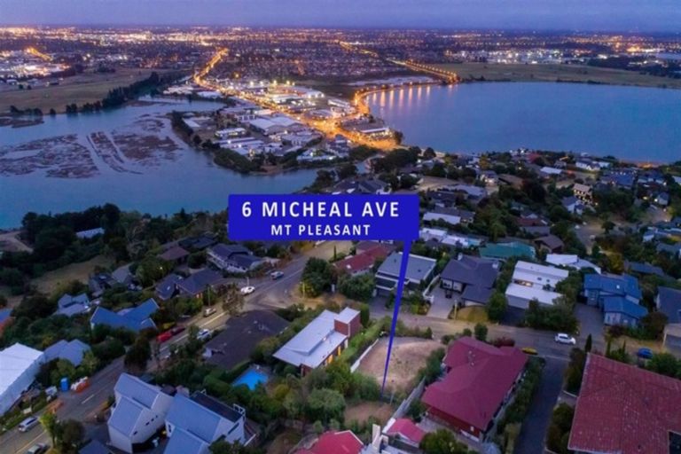 Photo of property in 6 Michael Avenue, Mount Pleasant, Christchurch, 8081