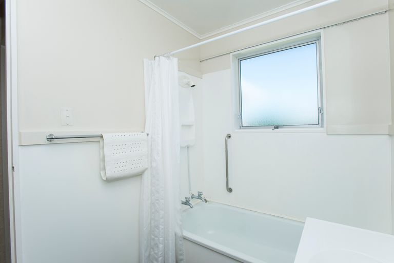 Photo of property in 1b Cook Street, Te Hapara, Gisborne, 4010