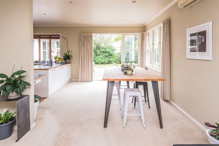 Photo of property in 38 Parsons Street, Saint Johns Hill, Whanganui, 4501