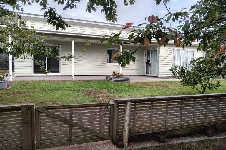 Photo of property in 11 Titoki Avenue, Mangere Bridge, Auckland, 2022