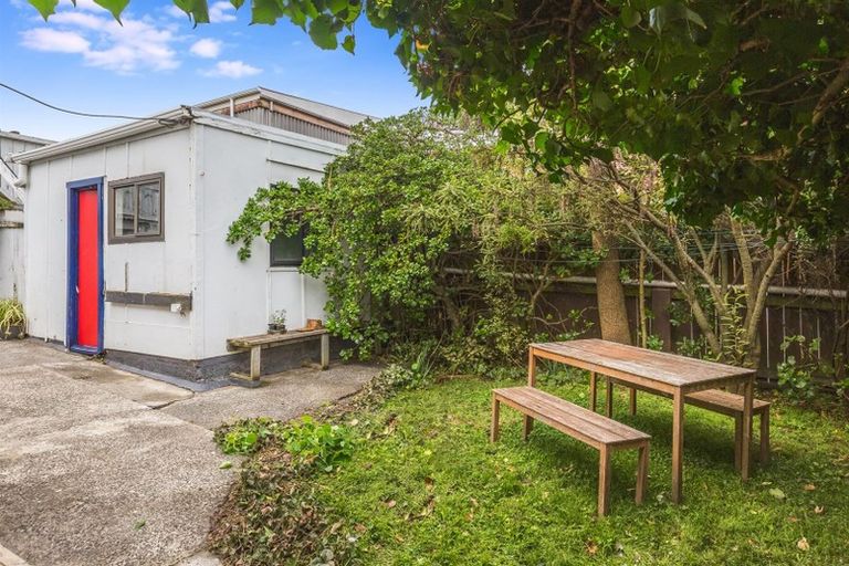 Photo of property in 185 Rintoul Street, Berhampore, Wellington, 6023
