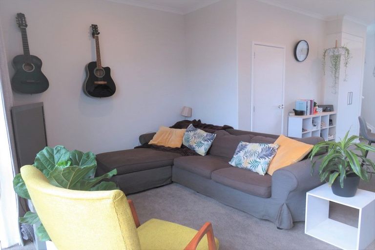 Photo of property in 23 Spotted Dove Road, Hobsonville, Auckland, 0616