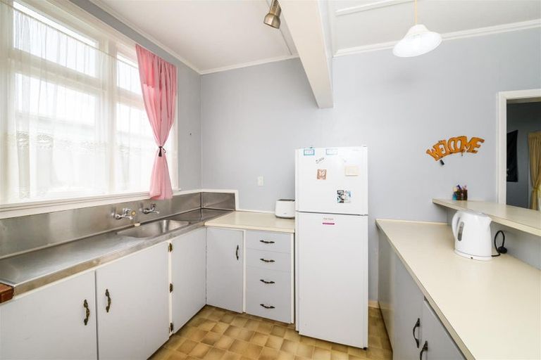 Photo of property in 11 Rira Street, Marton, 4710