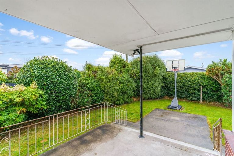 Photo of property in 6 Condell Avenue, Papanui, Christchurch, 8053