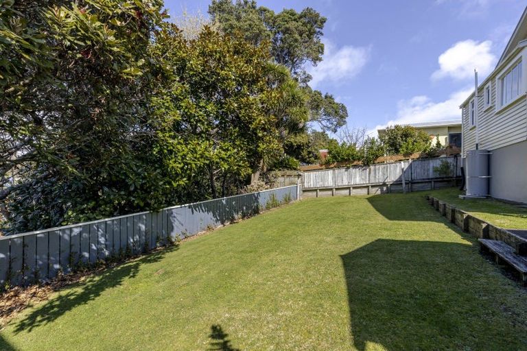 Photo of property in 22 Ngaio Street, Strandon, New Plymouth, 4312