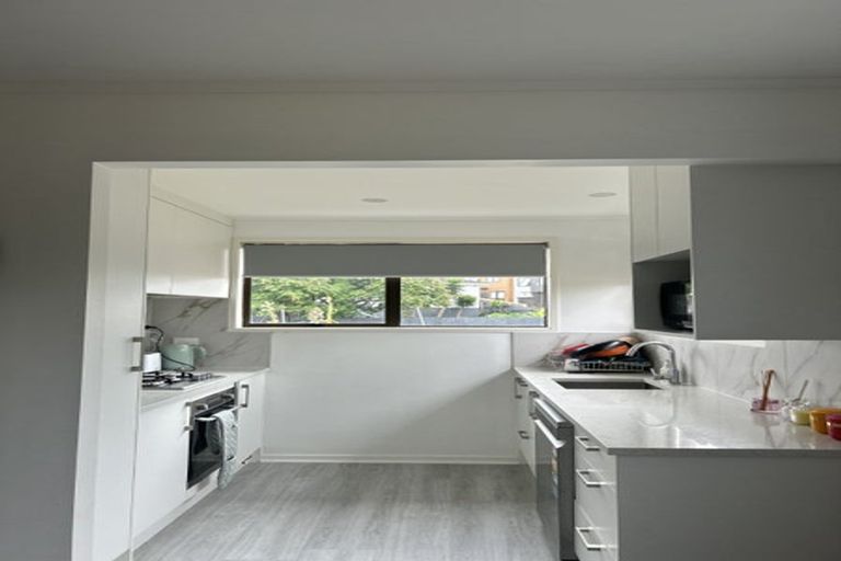 Photo of property in 9 Massine Place, Randwick Park, Auckland, 2105