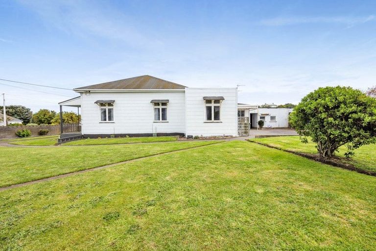 Photo of property in 6 Lincoln Street, Patea, 4520