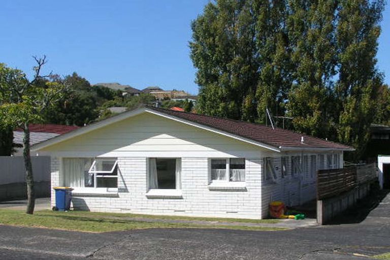 Photo of property in 10 Keldale Place, Forrest Hill, Auckland, 0620