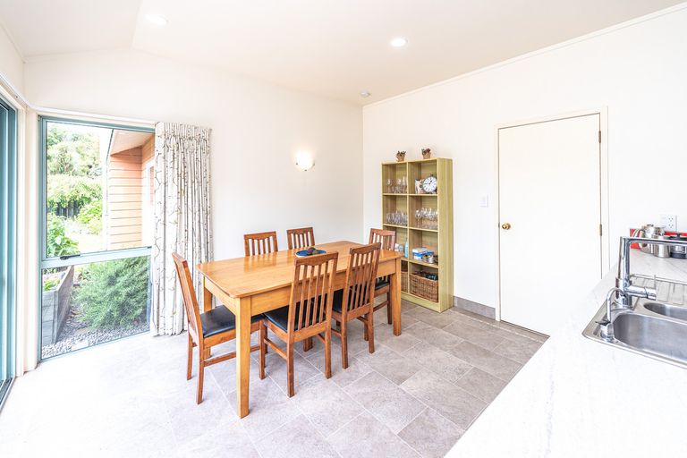Photo of property in 17 Norfolk Drive, Otamatea, Whanganui, 4500