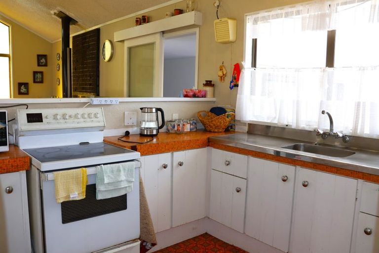 Photo of property in 390 Mcclure Street, Pirongia, 3802