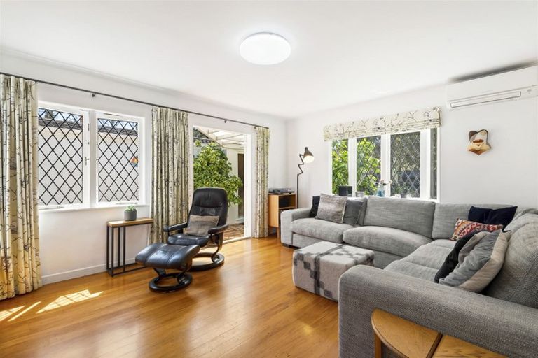 Photo of property in 2/23 Cecil Road, Milford, Auckland, 0620