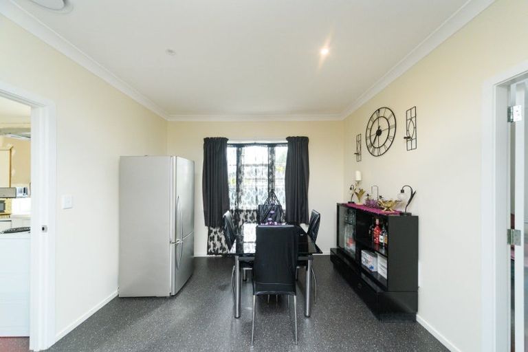 Photo of property in 175 College Street, Awapuni, Palmerston North, 4412