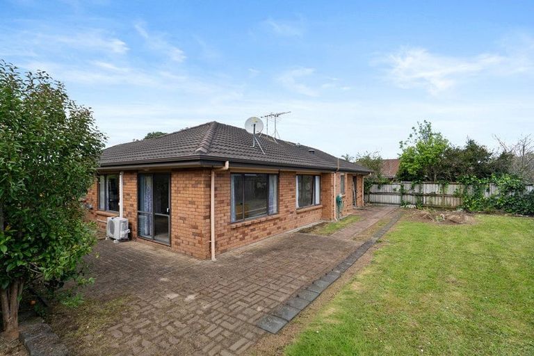 Photo of property in 21 Sandwick Drive, Weymouth, Auckland, 2103