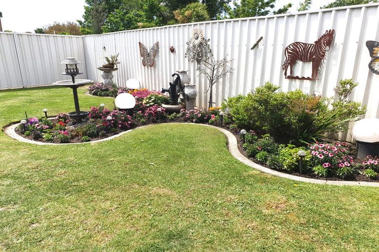 Photo of property in 2/15 Burness Road, Greenmeadows, Napier, 4112