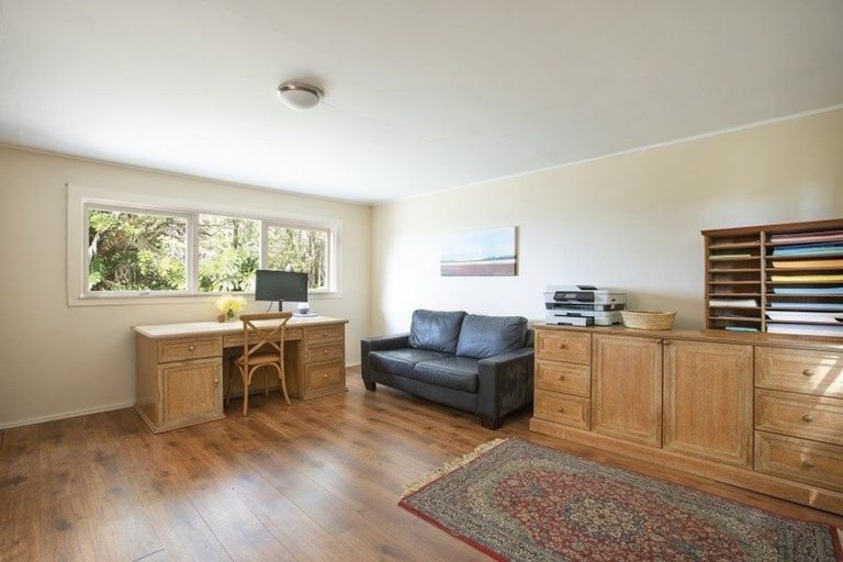 Photo of property in 596 Leigh Road, Whangateau, Warkworth, 0985