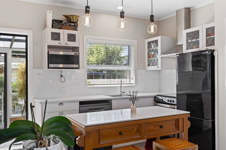 Photo of property in 34 Hinton Avenue, Forest Lake, Hamilton, 3200