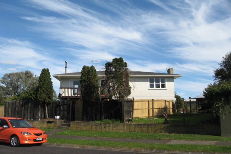 Photo of property in 64 Megan Avenue, Pakuranga Heights, Auckland, 2010