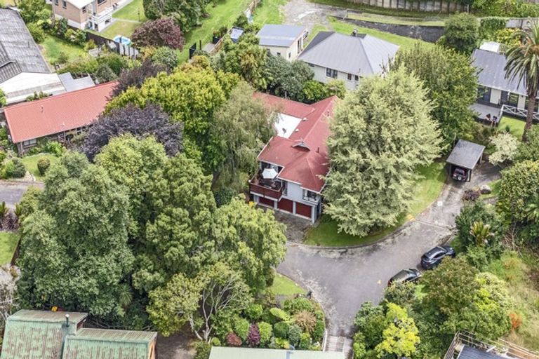 Photo of property in 6a Spencer Place, Merrilands, New Plymouth, 4312