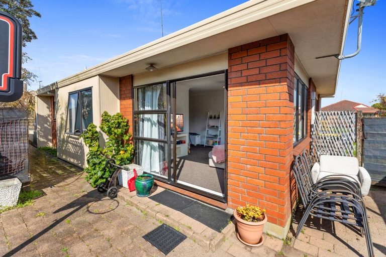 Photo of property in 1/77 Gloucester Road, Mount Maunganui, 3116