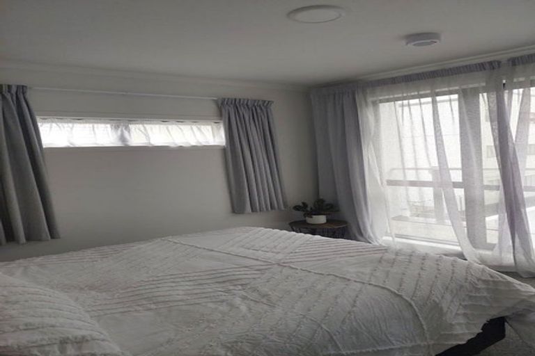 Photo of property in 3/11 Carlos Drive, Flat Bush, Auckland, 2016