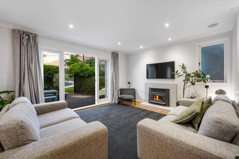 Photo of property in 17 Poto Street, Te Atatu South, Auckland, 0610