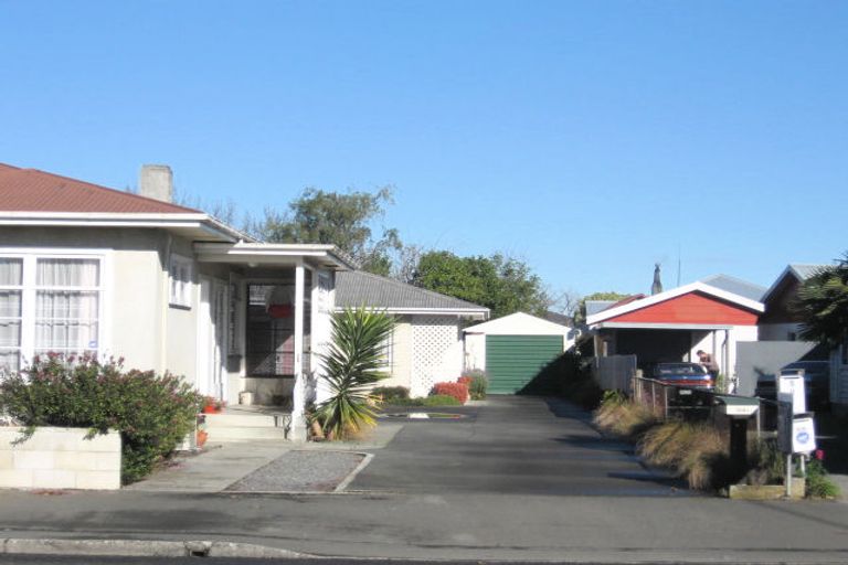 Photo of property in 1/504 Saint Aubyn, Hastings, 4122