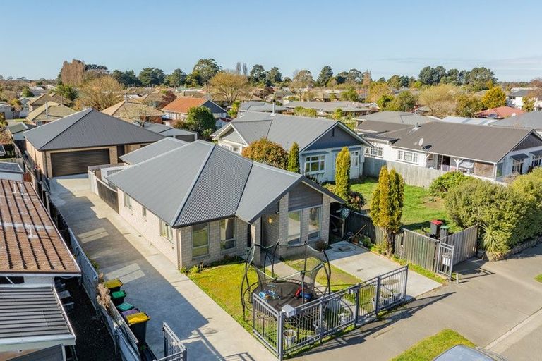 Photo of property in 11 Russell Street, Linwood, Christchurch, 8062