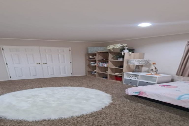 Photo of property in 11 Kotuku Drive, Paraparaumu Beach, Paraparaumu, 5032