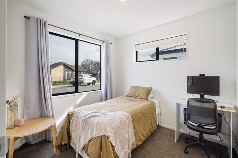 Photo of property in 20 Stackwood Avenue, Woodend, 7610