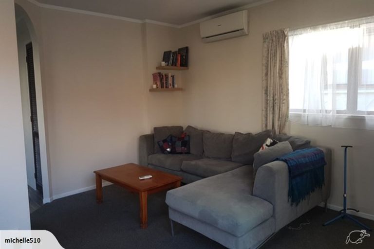 Photo of property in 2/110 Beach Road, Pahurehure, Papakura, 2113