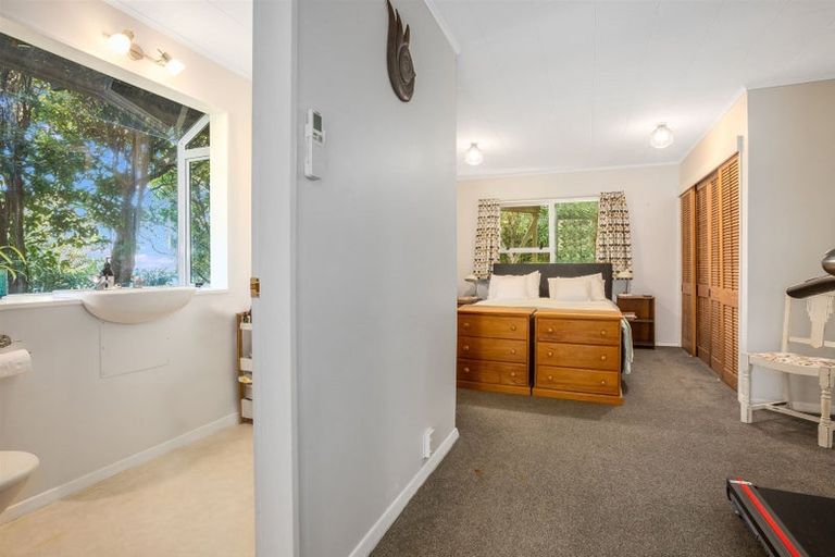 Photo of property in 22 Gordon Road, Plimmerton, Porirua, 5026