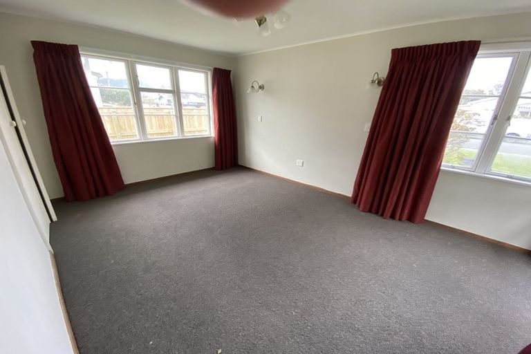 Photo of property in 27 Hume Street, Alicetown, Lower Hutt, 5010