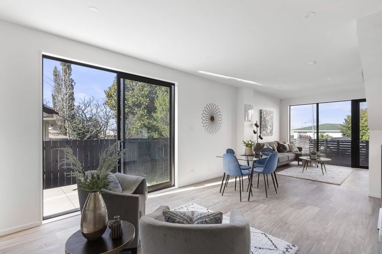 Photo of property in 14d Andrew Road, Howick, Auckland, 2010