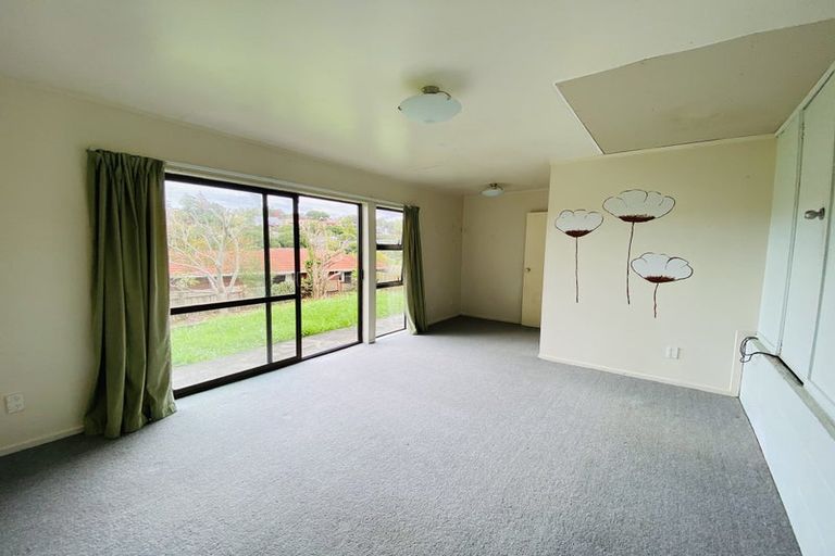 Photo of property in 93 Stapleford Crescent, Browns Bay, Auckland, 0630