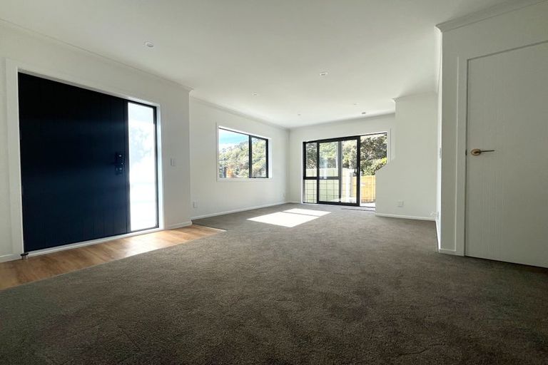 Photo of property in 5 Mahoe Street, Tawa, Wellington, 5028