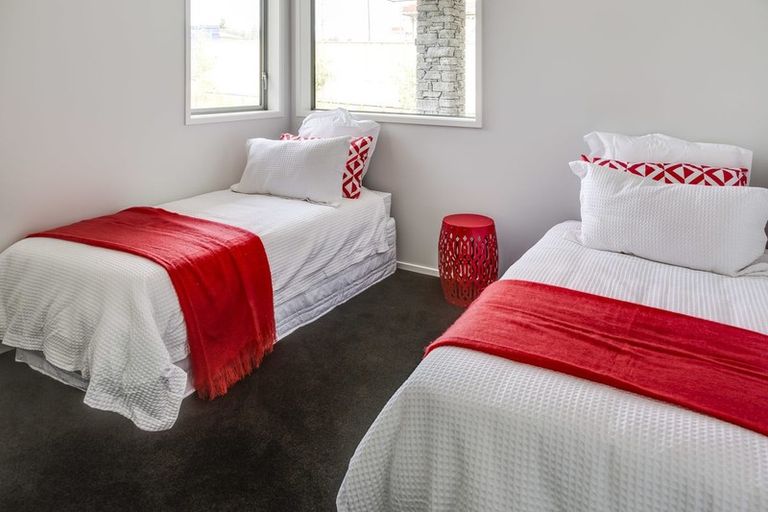 Photo of property in 32 Hitchen Road, Pokeno, 2402