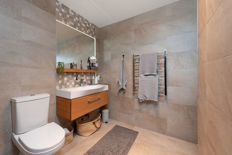 Photo of property in 24 Fahey Avenue, Mount Maunganui, 3116