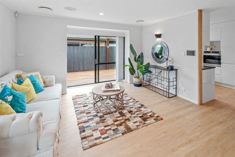 Photo of property in 3/26 Inverness Road, Browns Bay, Auckland, 0630