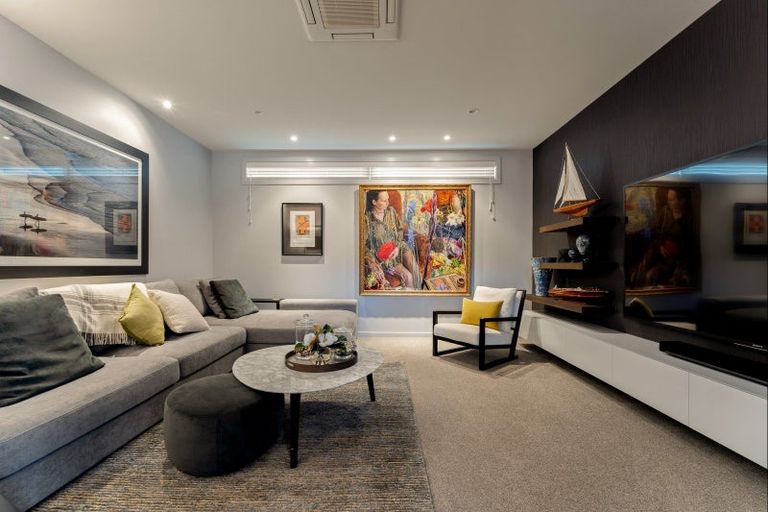 Photo of property in 10 Oystercatcher Lane, Point Wells, 0986