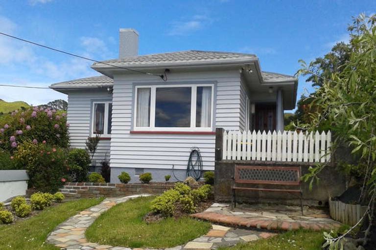Photo of property in 30 Prospect Terrace, Johnsonville, Wellington, 6037