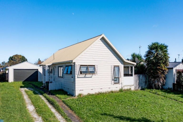 Photo of property in 50 Odlin Crescent, Nawton, Hamilton, 3200