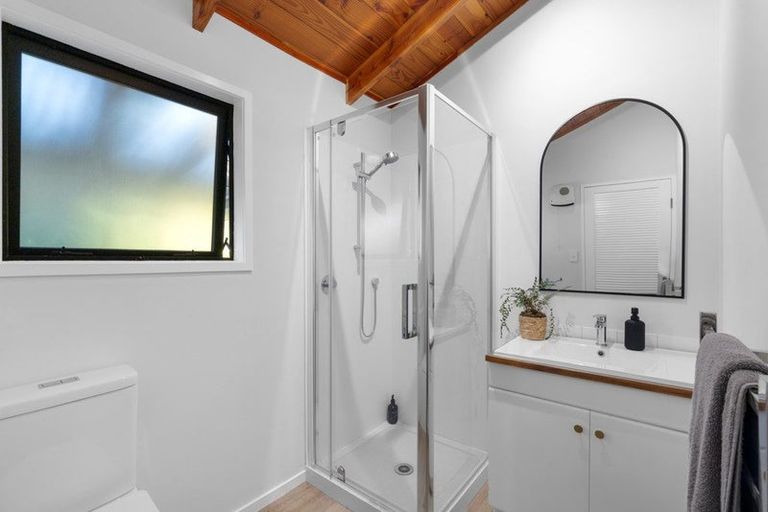 Photo of property in 17 Northfield Road, Waitakere, Auckland, 0816