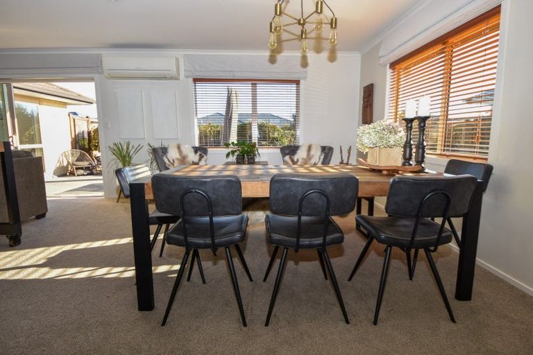 Photo of property in 50 Armstrong Avenue, Carterton, 5713