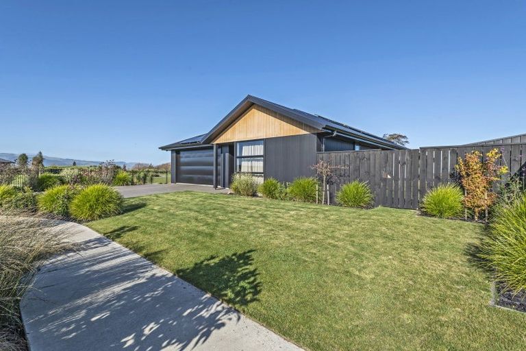 Photo of property in 28 Hollard Crescent, Lincoln, 7608