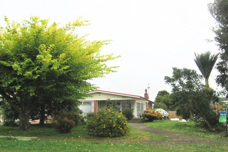 Photo of property in 5 Fausett Avenue, Pukekohe, 2120