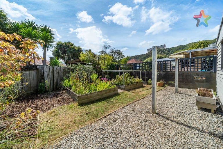 Photo of property in 225 Riverside Drive, Waterloo, Lower Hutt, 5011