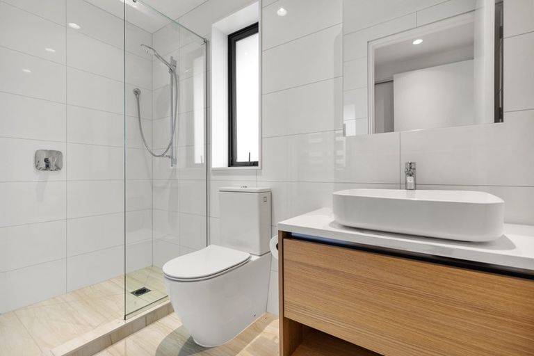 Photo of property in 19 Kinmont Rise, East Tamaki Heights, Auckland, 2016