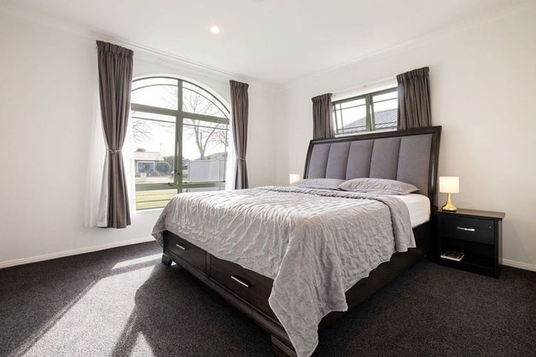 Photo of property in 6 Bouverie Crescent, Flagstaff, Hamilton, 3210