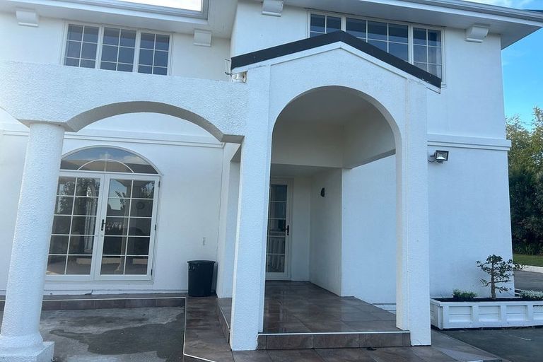 Photo of property in 6 Grace Street North, Sanson, 4817